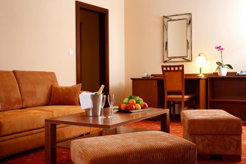 Hotel Majolika Модра Номер фото