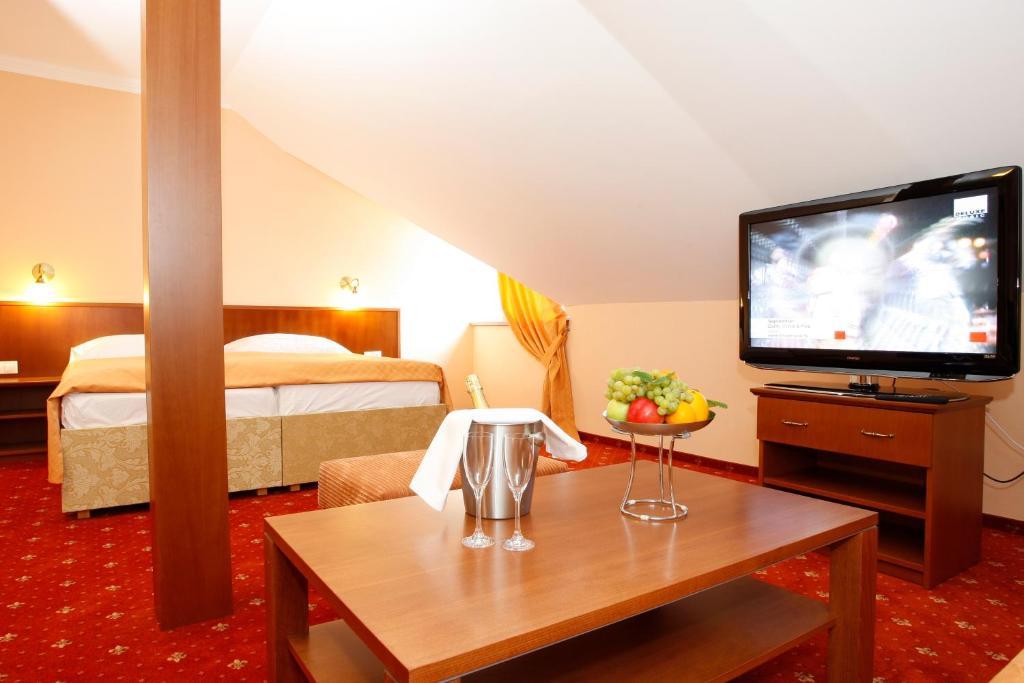 Hotel Majolika Модра Номер фото