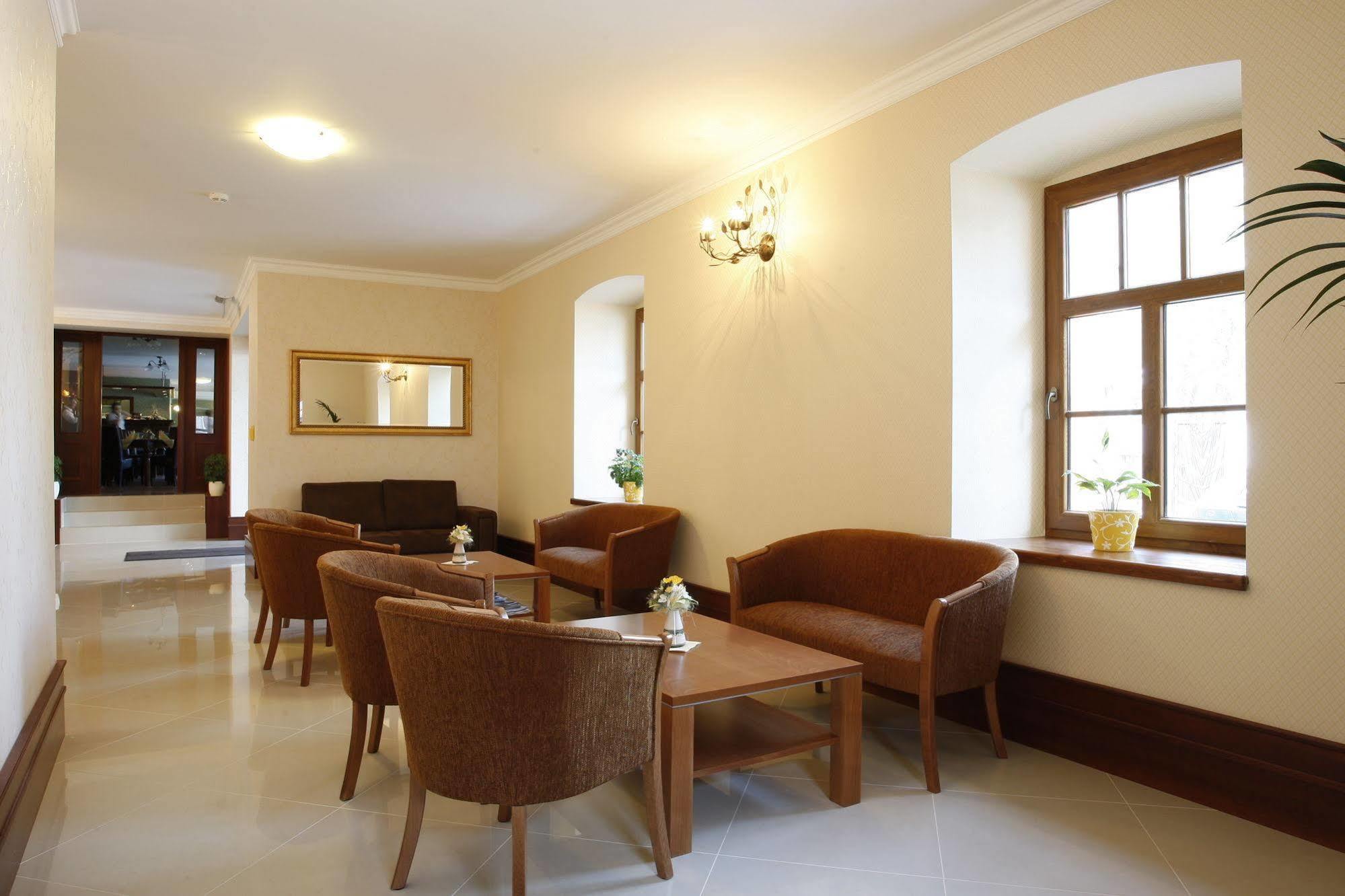 Hotel Majolika Модра Екстер'єр фото